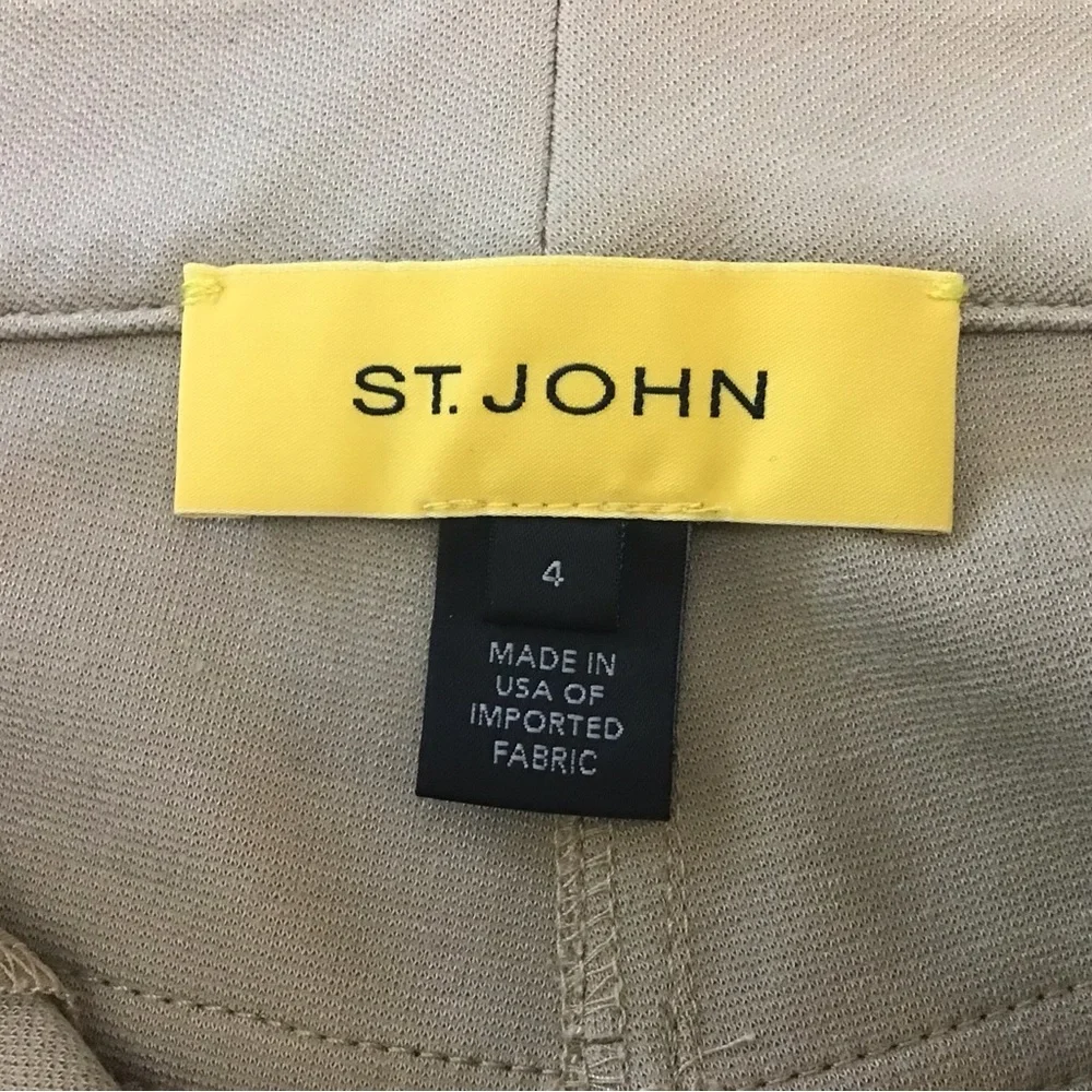 St. John Classic stretch twill khaki Women's Pants size 4